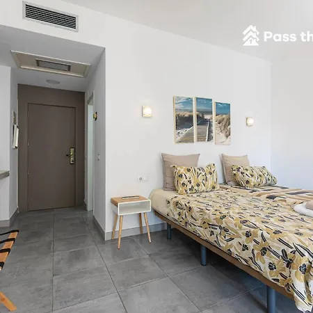 Pass The Keys En Pleno Corazon De Puerto Banus