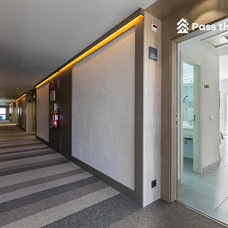 Apartment Pass The Keys En Pleno Corazon De Puerto Banus *